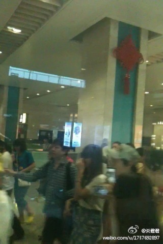 679316e1jw1e5b5zcbn3yj208w0dcaar