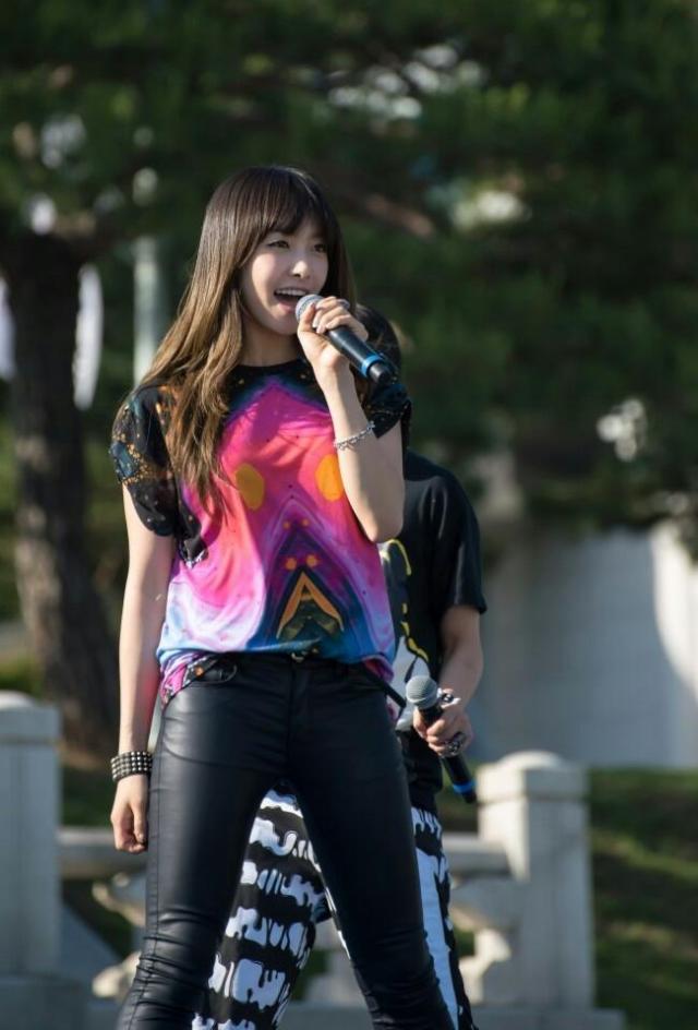 68e02e8fjw1e5a5zzxau2j20i20qnabg