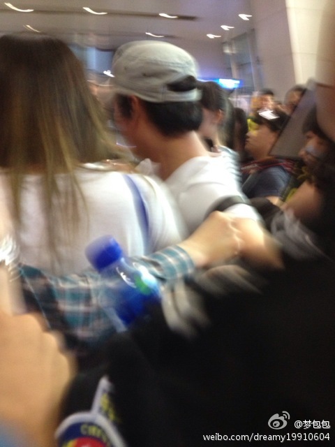 693420a0jw1e5b7ifeyw1j20dc0hsgn2