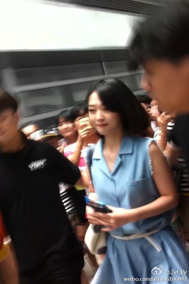 6d71aebajw1e5x7z8crcjj20hs0qodid