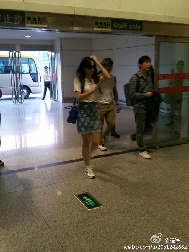 7a437b82jw1e5b735rcudj20hs0npt9m