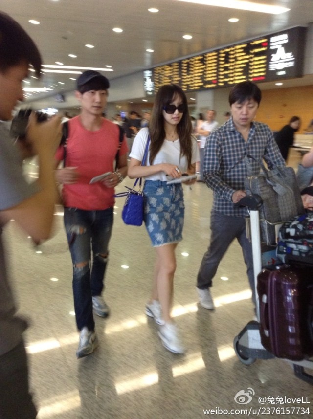 8da14a26jw1e5ayqhi1duj20l80sgjyp