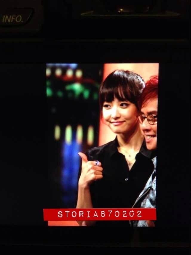 9bc8a1d1jw1e5cj1jwoc1j20hs0nrabd