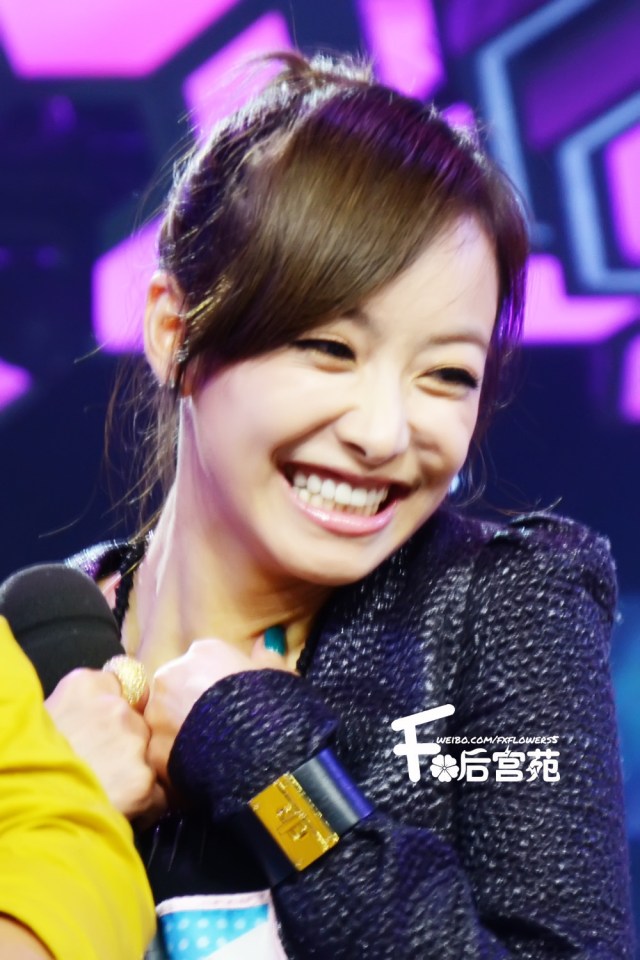 a26e70cfjw1e5kl96oy9bj20rs15o7cw