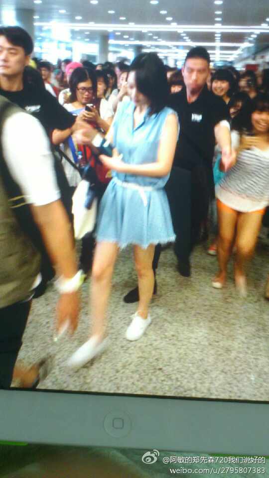 a6a4a297jw1e5wvye2sd8j20f00qojs8