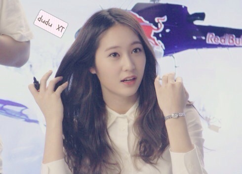 aae00990jw1e5a7g83rp4j20dm09st9f