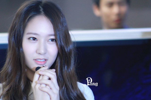 c56473b5jw1e57ur4x29yj21kw11x4bm