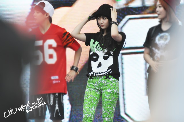 66d74740gw1e6a6sp6058j21b80vdnez