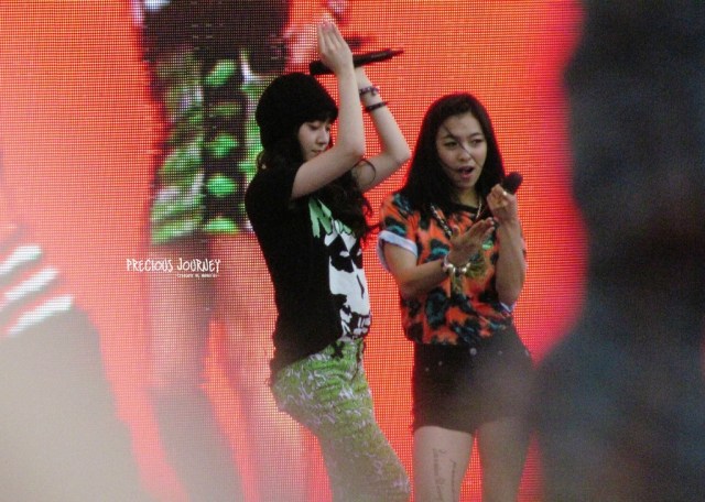 674d3e85gw1e6a2u16z7ij21kw14n7wh