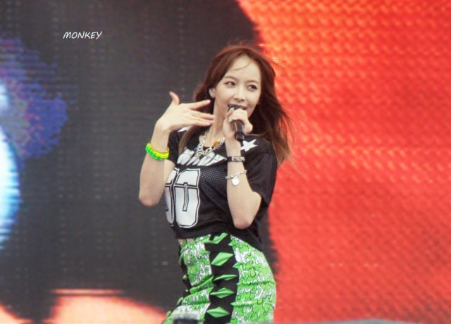 68a110ddtw1e69y6et2mzj21000pxwnj