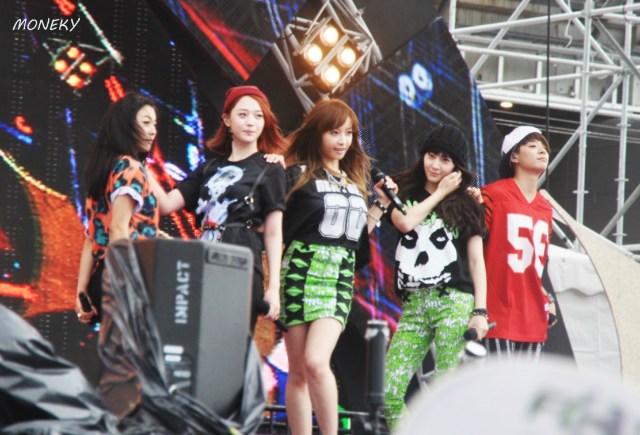 68a110ddtw1e69y6pinctj21kw12q169