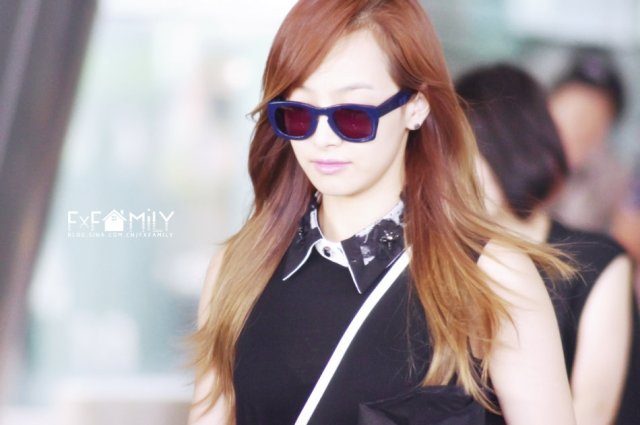 68e02e8fgx6BmGWykR87e&690