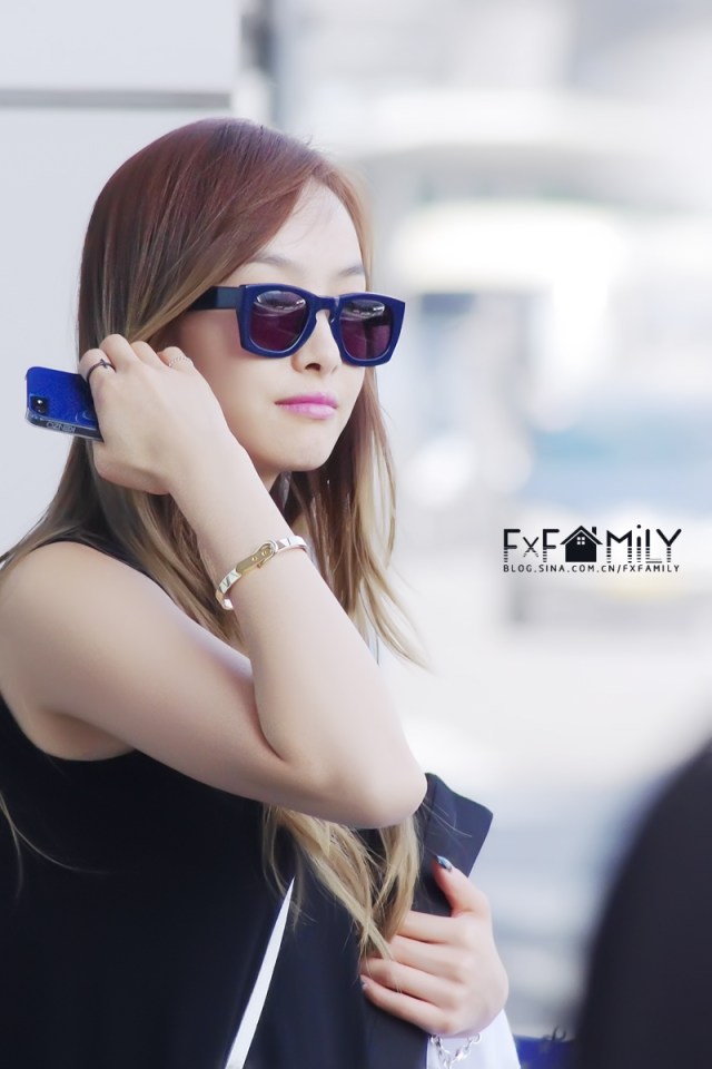 68e02e8fgx6BmGXis5Ube&690