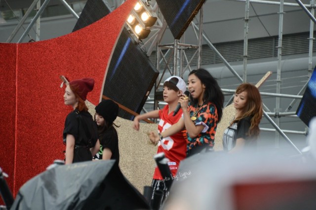 6eab6f50gw1e68orkaky4j21kw11xtph