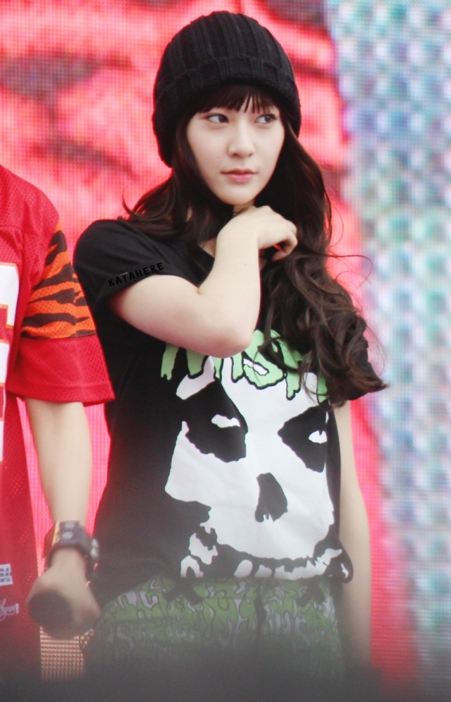 705db2f4gw1e69wmp72trj20p012wq9e