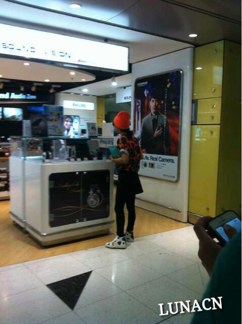 70ecc7b5jw1e67qzjv9clj20db0hsmy0