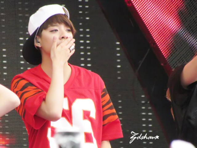 739647cdgw1e69rcputh2j215o0v9dtz