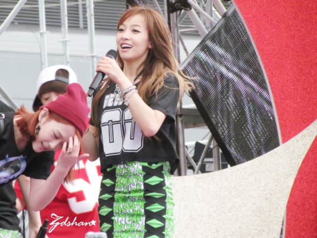 739647cdgw1e69rctx1l4j215o0v9ql9