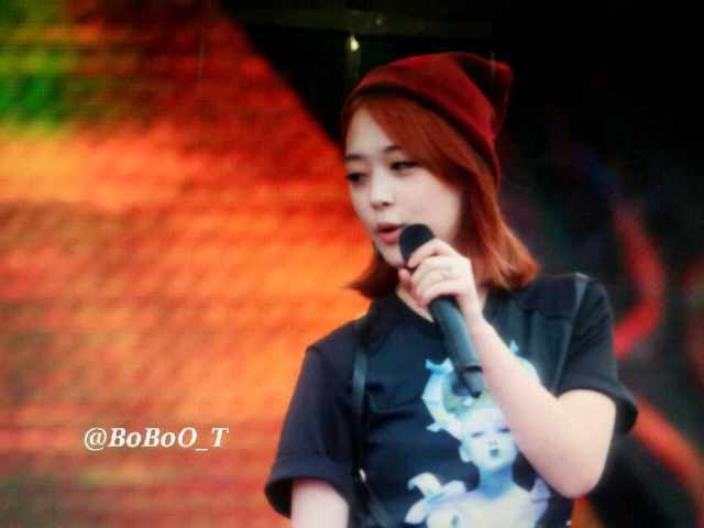 9b4d1e09jw1e69yk00d3dj20np0hsaak