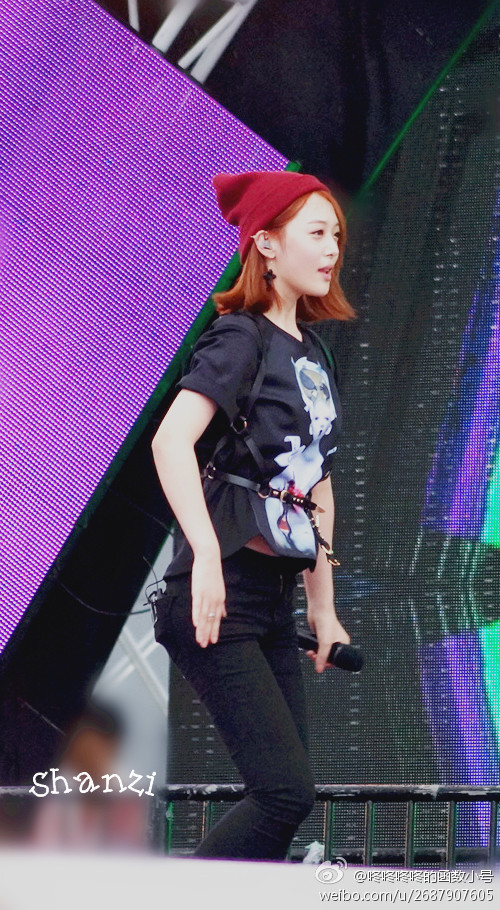 a0363715gw1e6fsmxhtk2j20dw0pajy3