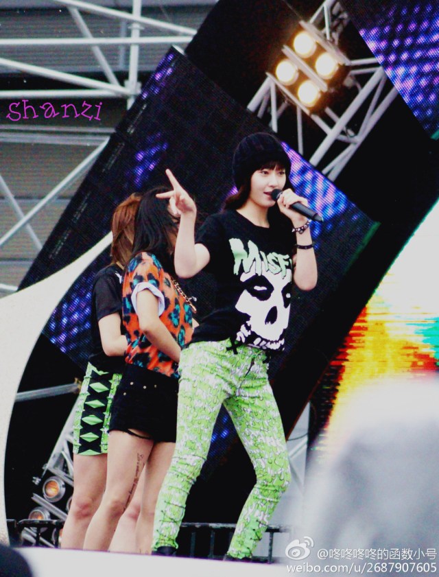 a0363715jw1e6dc4dw6s2j21an1pc1kx