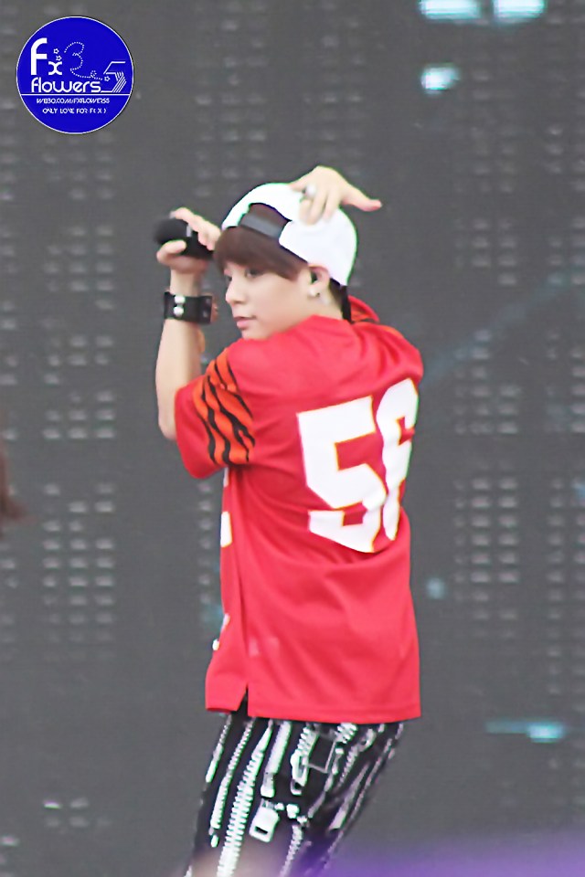 a26e70cfjw1e68qh77i3nj20rs15o126