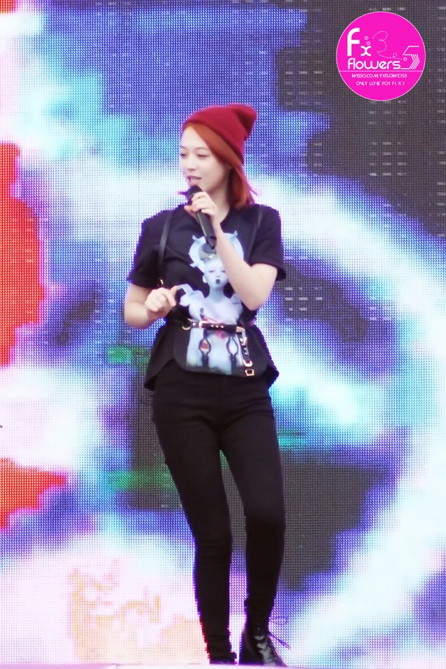 a26e70cfjw1e68qhzfj6mj20rs15o7wh