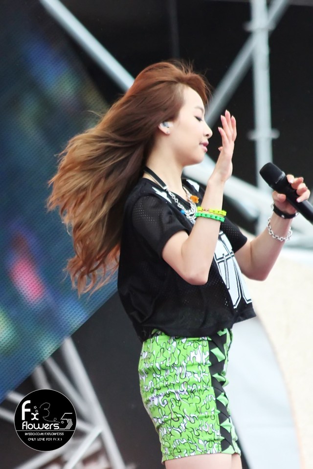 a26e70cfjw1e6gm1vh1u2j20rs15oth1