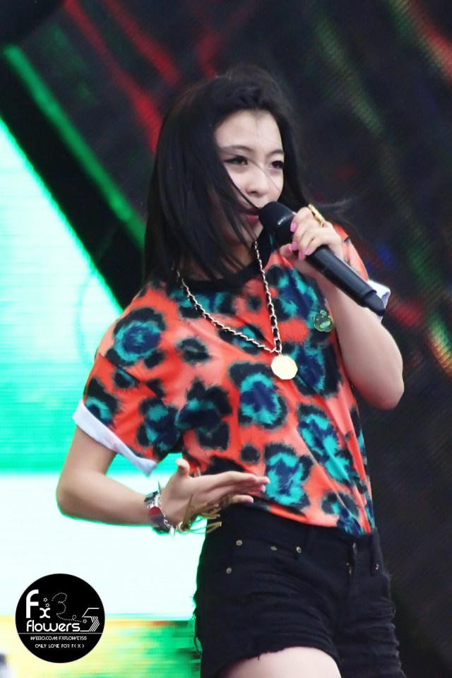 a26e70cfjw1e6grftuffvj20rs15oaij