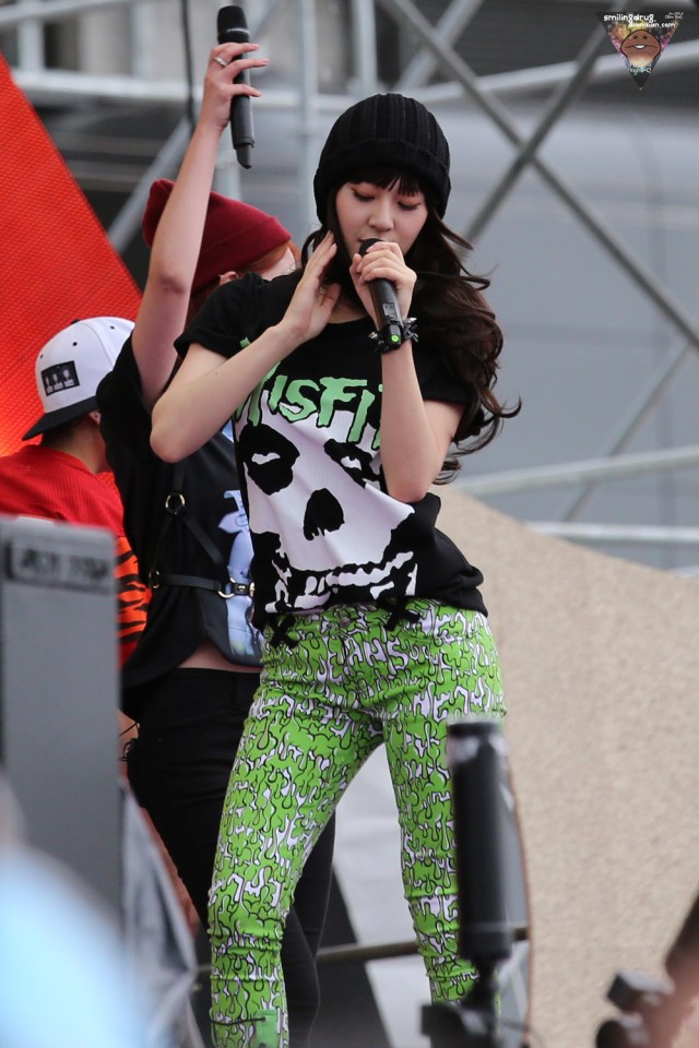 a572bf34jw1e69jwba0wwj20rs15o4dv