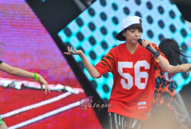 aa55d126gw1e6a8vh5ptrj21kw12oaqf