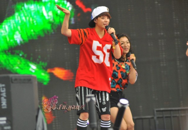 aa55d126gw1e6a93ihcmpj21kw13lh2b