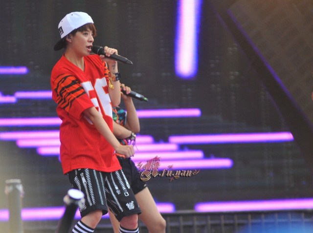 aa55d126gw1e6a93jbb4dj21kw16hwvs