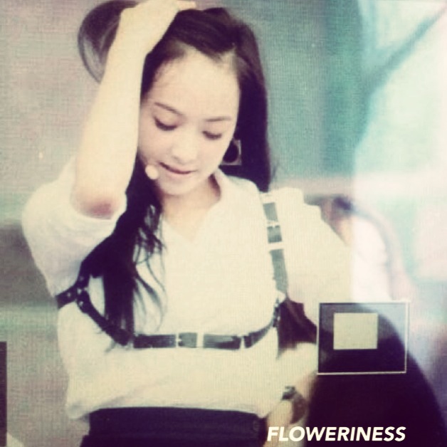 b1a21374jw1ehxch1bu1sj20hg0hgac8