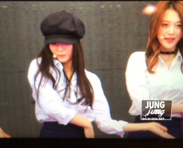 df2b19cfjw1ehxeqfv2goj21kw1a27nt